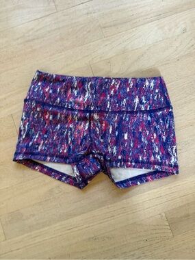 FLEO SHORTS